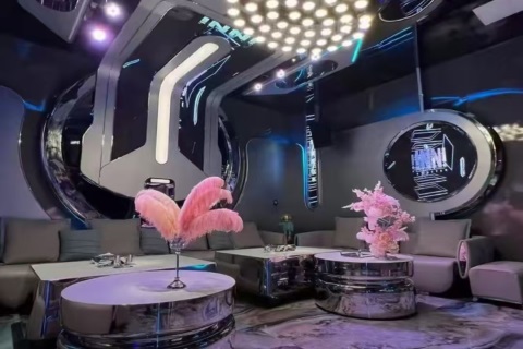荆门掇刀区红星时代广场NEOROOM招聘礼仪/接待,加入团队助力职业登上更高峰